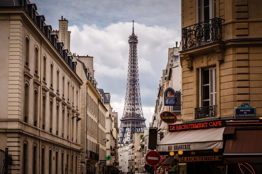 réservation d’hotel à Paris - Service ENtreprises pour commerçants et