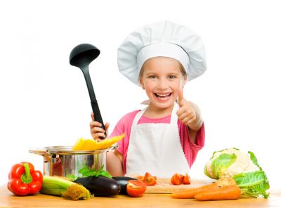 enfants à la cuisine