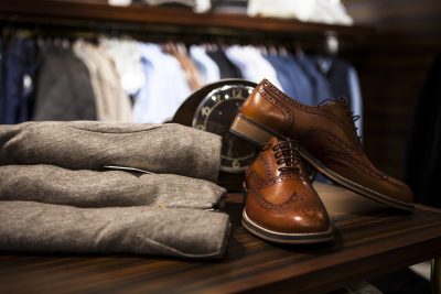 Tout savoir sur l’entreposage des habits et chaussures