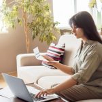 Offrez une protection maximale à votre enfant au sein et en dehors de son école en souscrivantune assurance scolaire en ligne. 