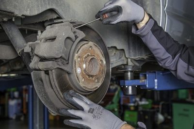 Ce que vous devez savoir sur le remplacement de vos plaquettes de frein