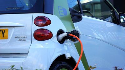 chargeur de batterie de voiture