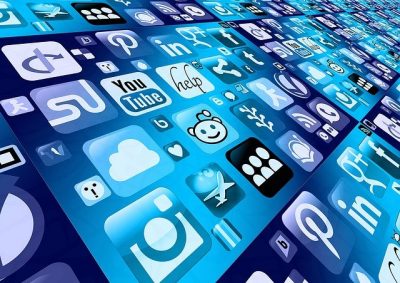 Médias sociaux